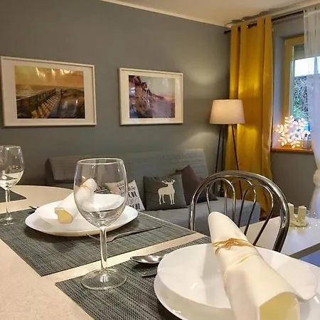 Apartament Pomorska *